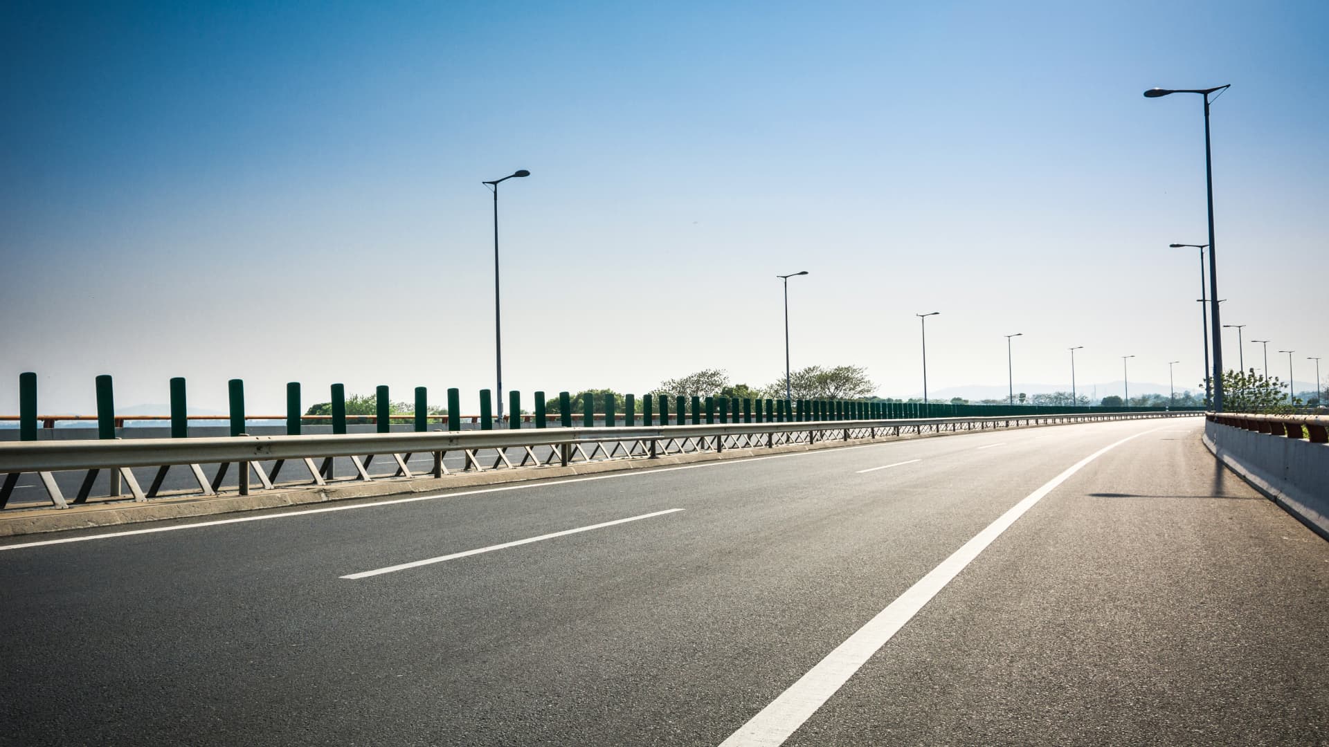 Wide Asphalted Internal Roads